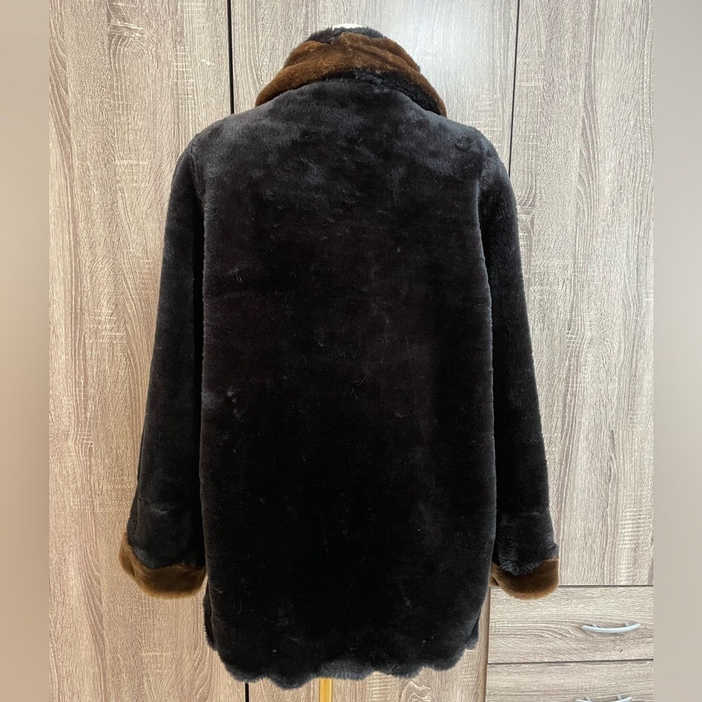NWT - MODEL FRANCE Luxurious Black & Brown Teddy Faur Fur Jacket. - Picture 4 of 12
